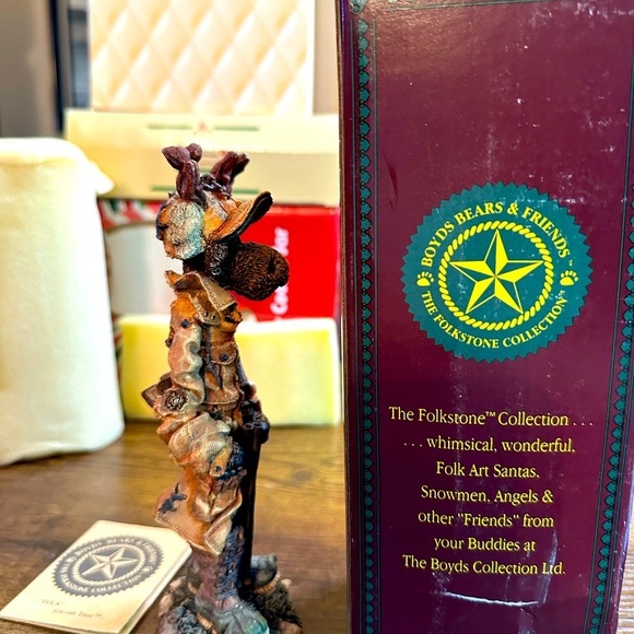 Boyds Bears the Folkstone Collection "Ernest Hemmingmoose" Figurine    - Picture 3 of 8